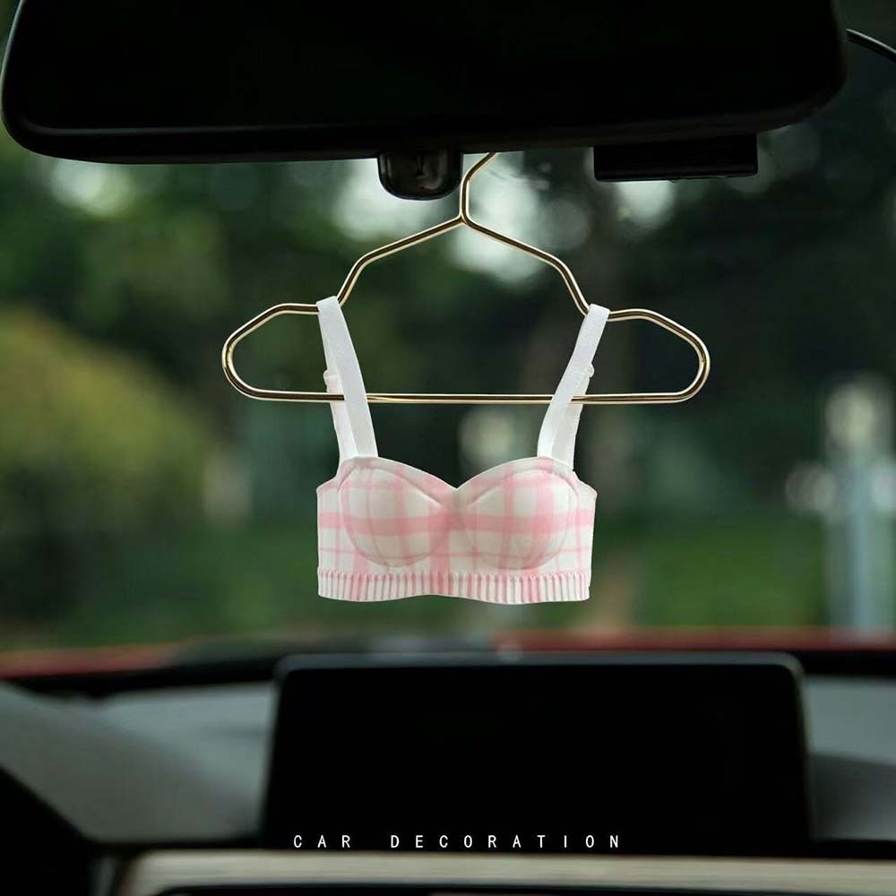 New Mini Lingerie Car Ornament - Interior Design Years avis et prix